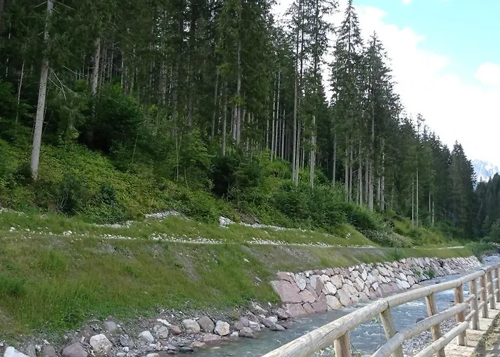 Calella Vacanze Dolomiti شقة *